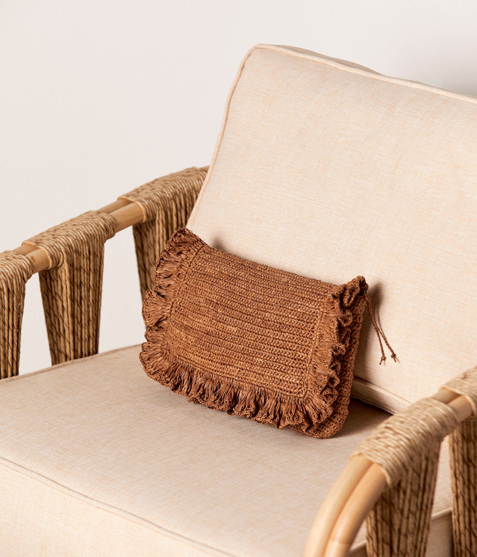 Pochette beige tressée Gaia