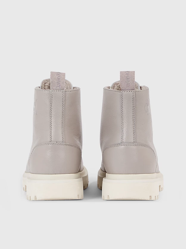 Botas de couro
