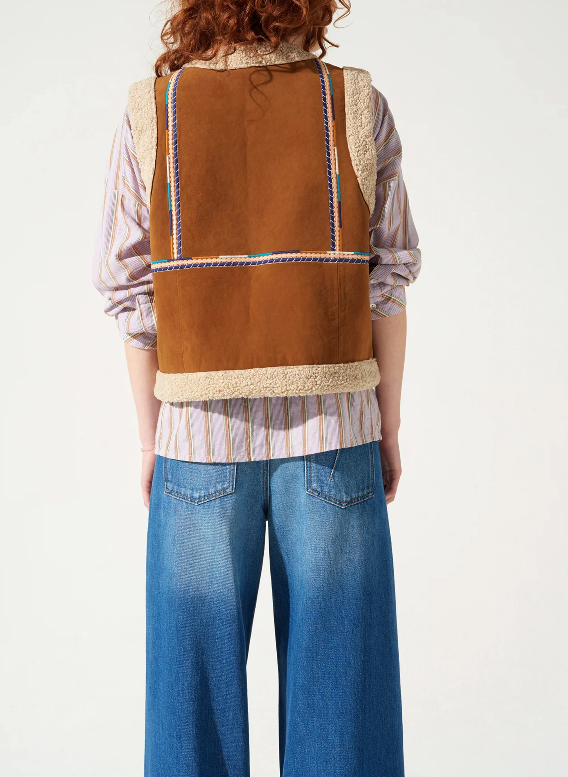 Gilet sans manches brodé en cuir velours | Marron