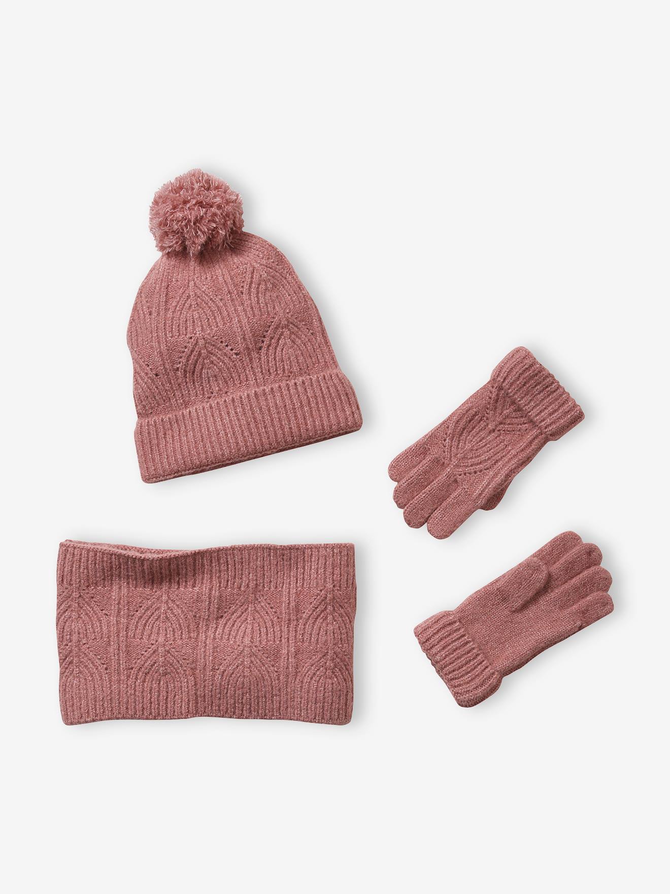 Conjunto de gorro, cachecol tubular e luvas em tricô com textura de bolinhas rosa médio.
