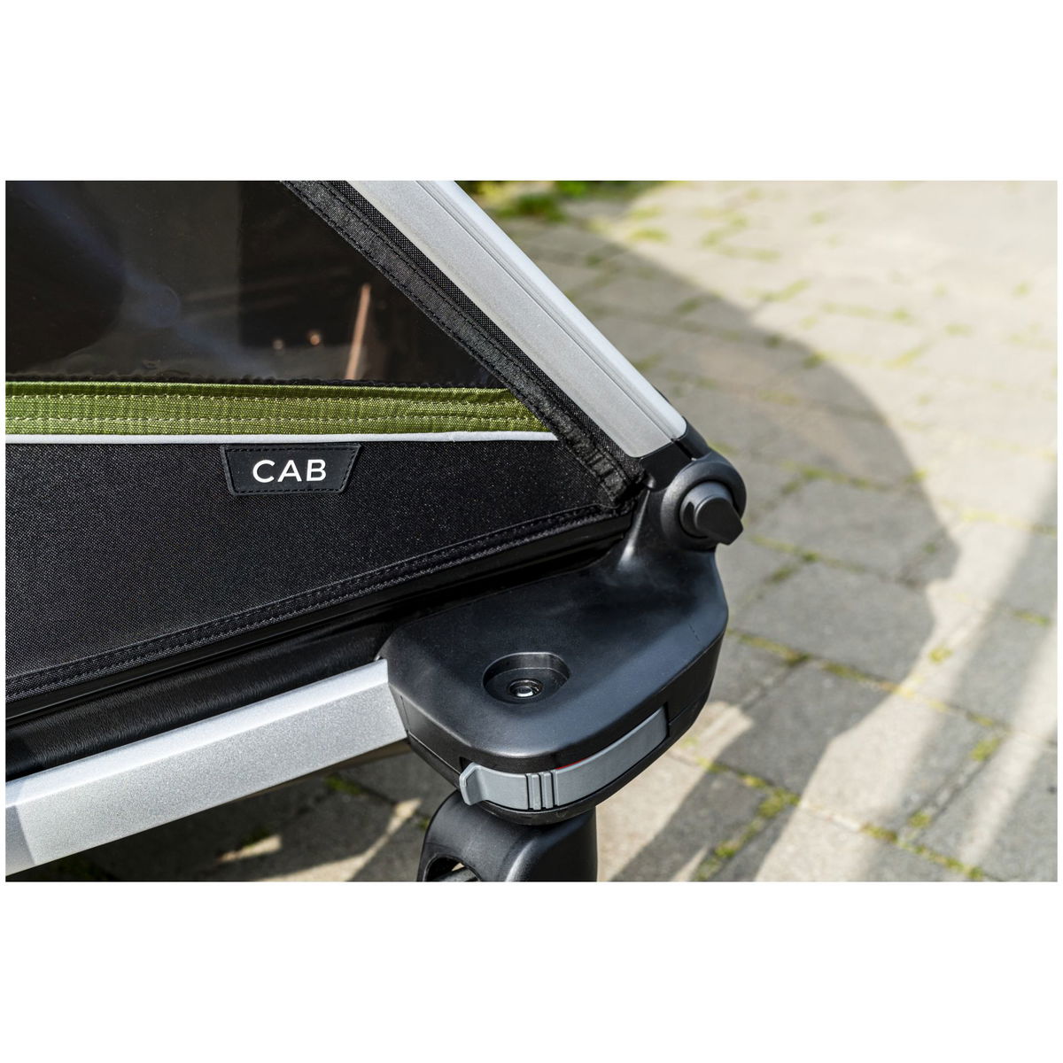THULETHULE   Chariot CAB 2 black/dark slate