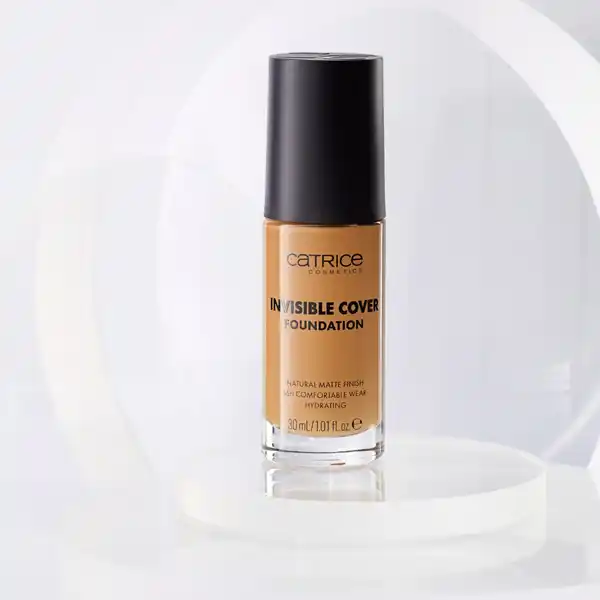 Invisible Cover Foundation 062W
