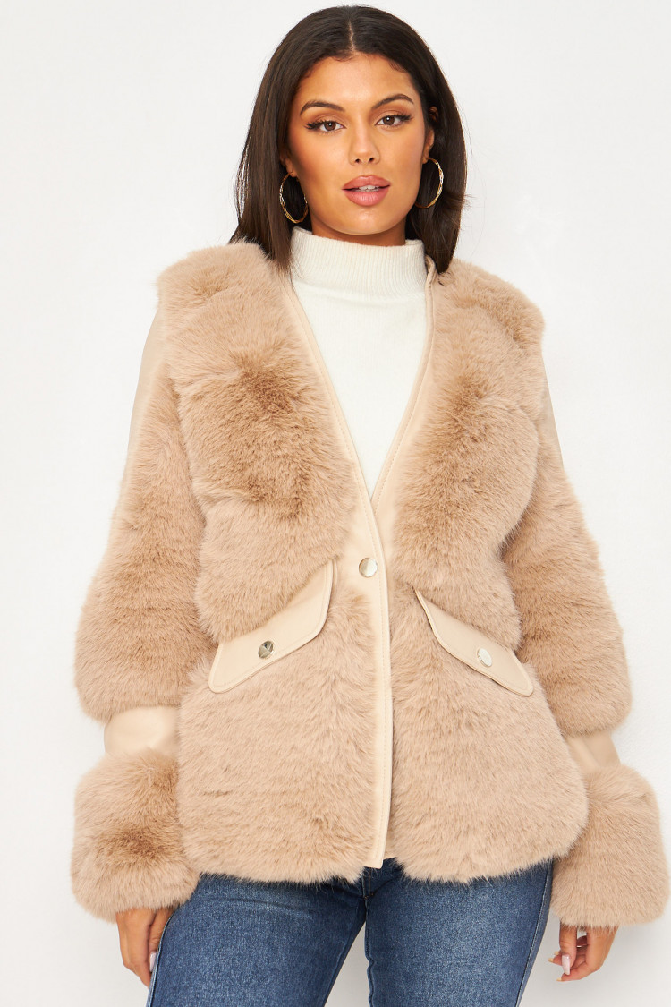 Veste beige simili cuir et fausse fourrure