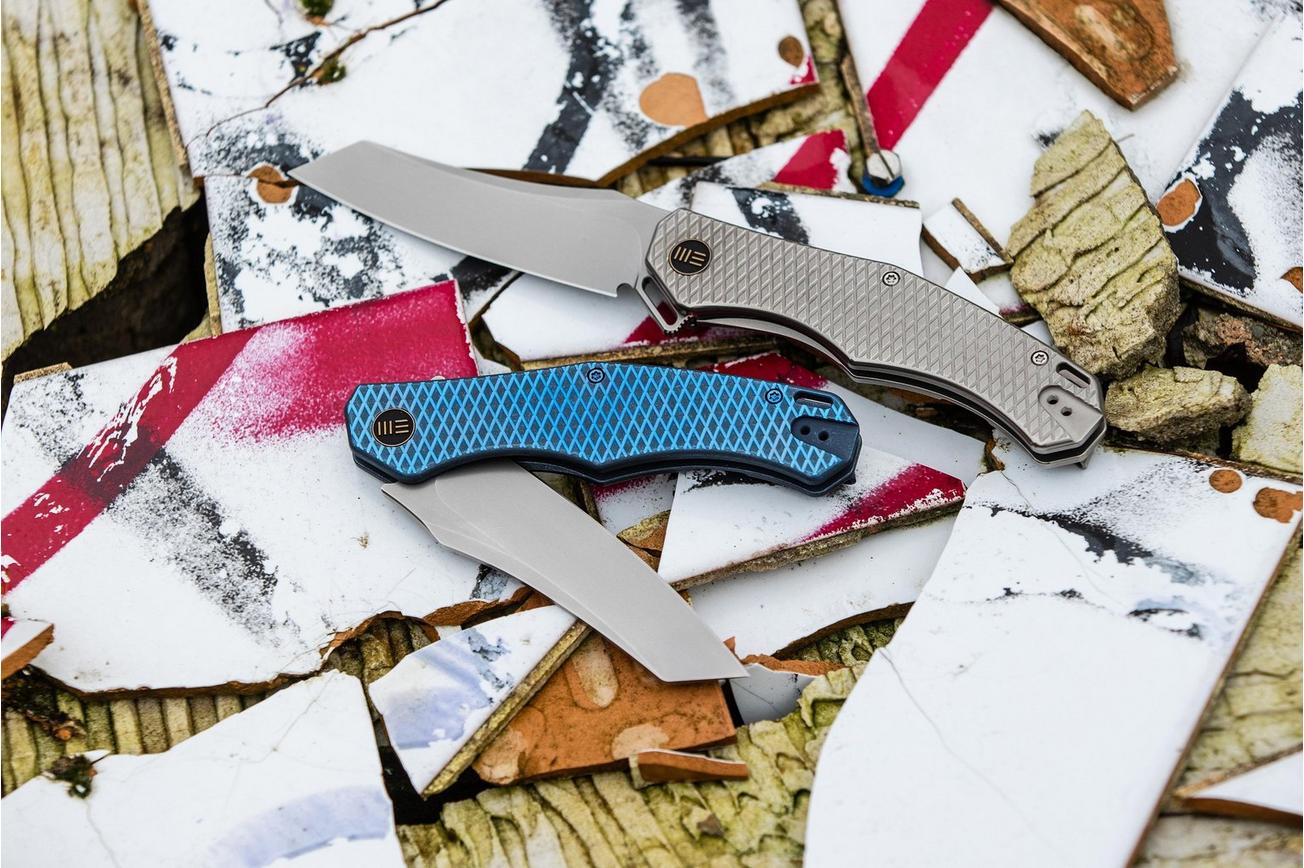 WE Knife RekkeR WE22010G-4 Polished Bead Blasted CPM 20CV, Blue Titanium Blue Diamond Pattern zakmes, Kyle Lamb design
