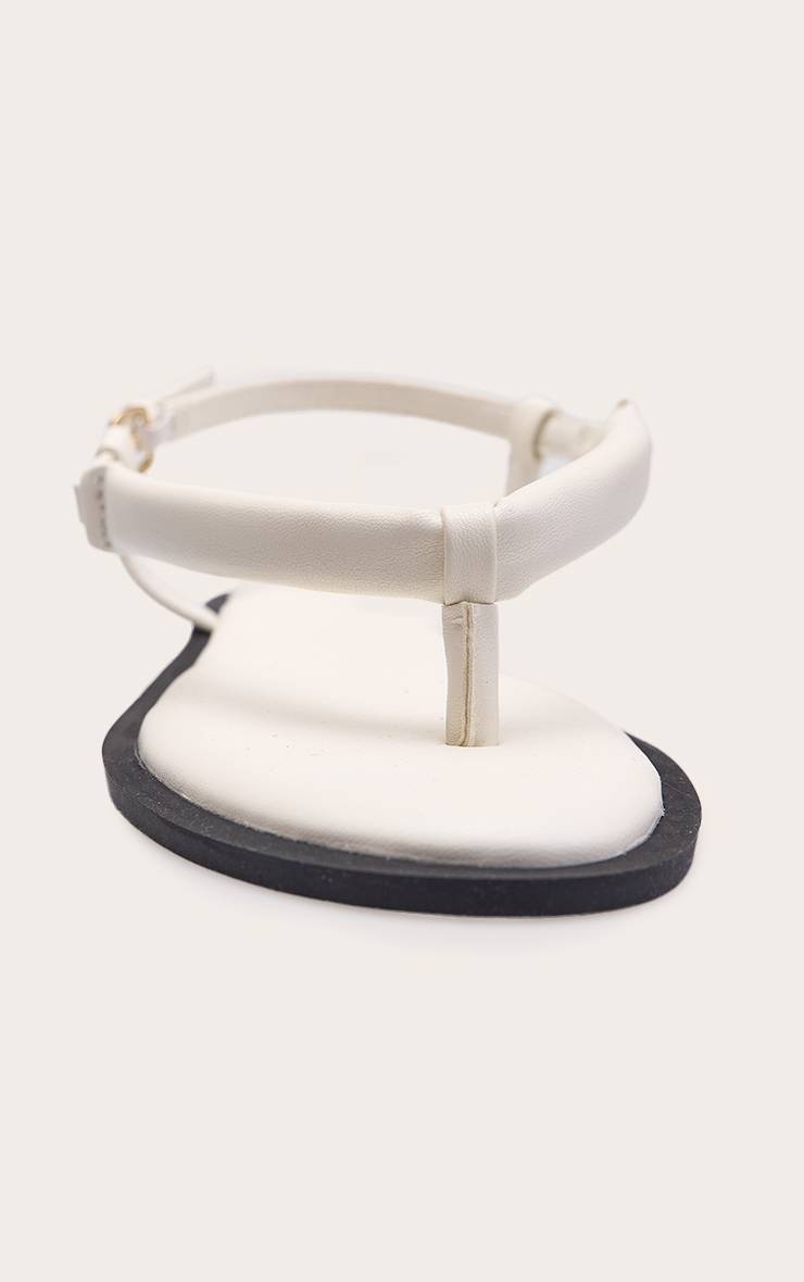 Crème Sandales Plates À Entredoigt Tubulaire En Synthétiquecuir