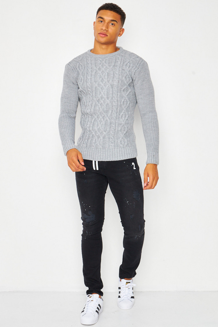 Pull gris col rond en maille torsadée