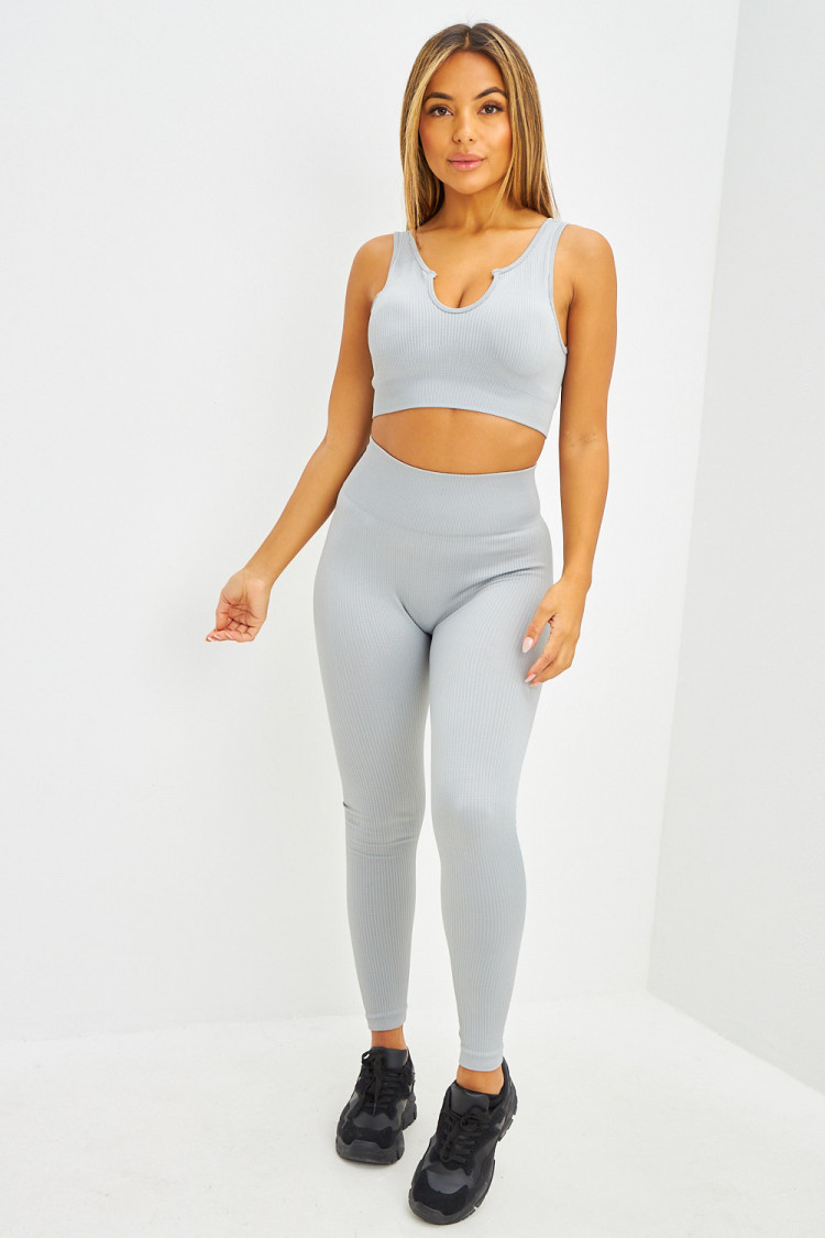 Ensemble brassière + legging de sport gris