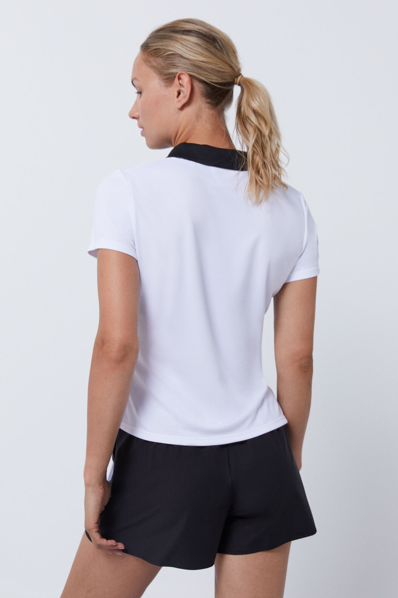 camisa polo técnica branca