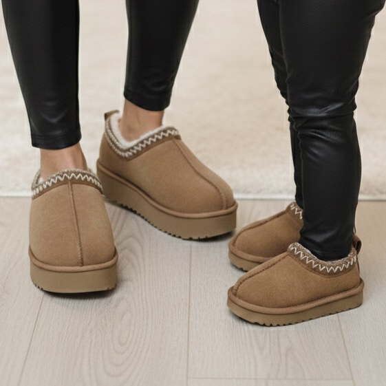 Keep it low & warm - camel (twinning)