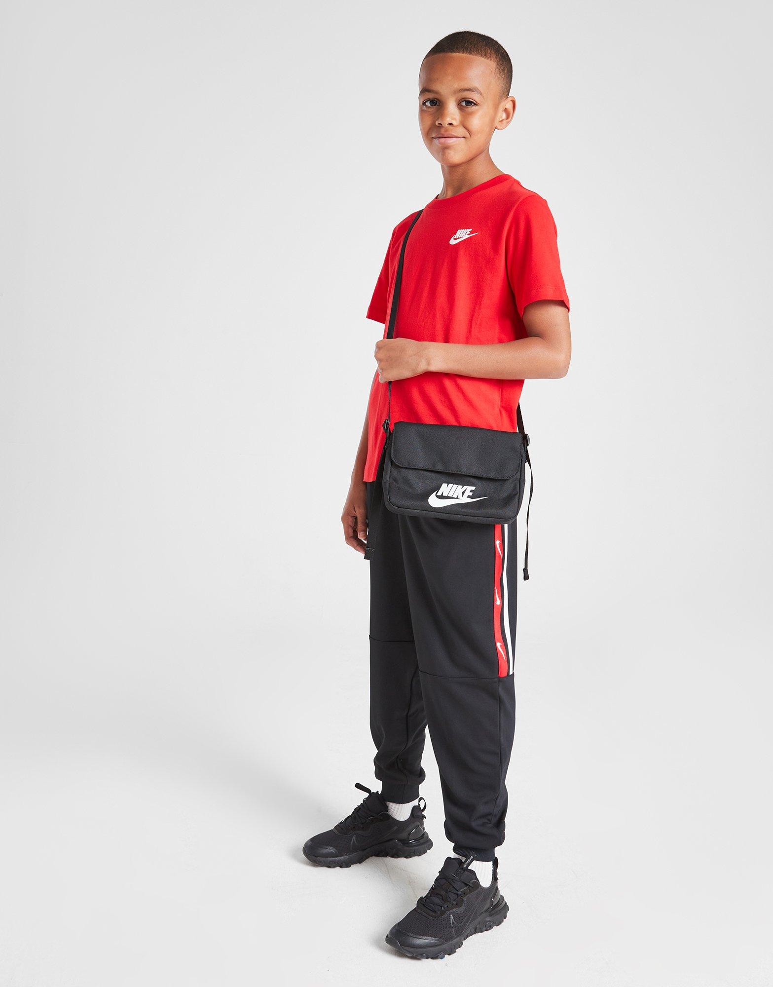 Nike T-Shirt à Petit Logo Enfant