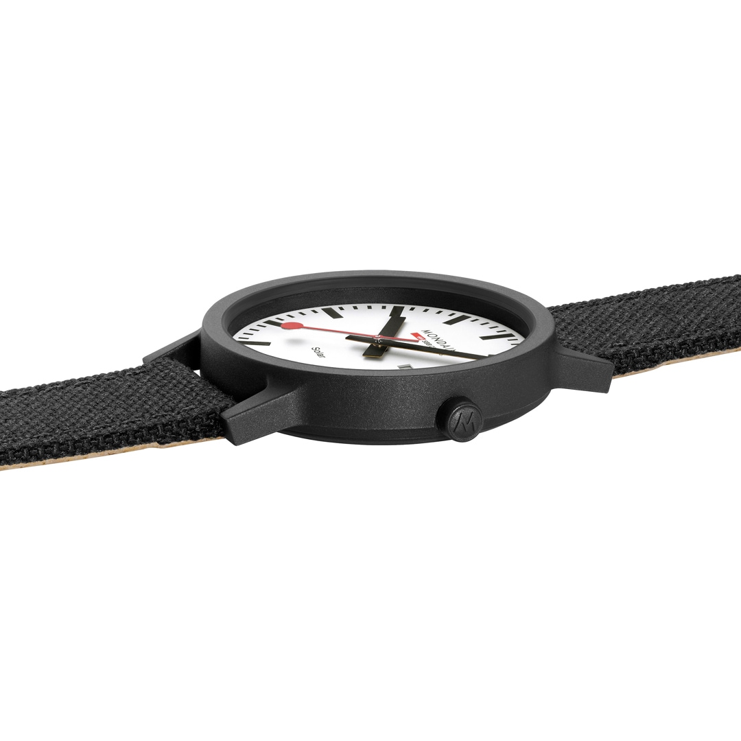 Mondaine essence solar Schwarz 41mm