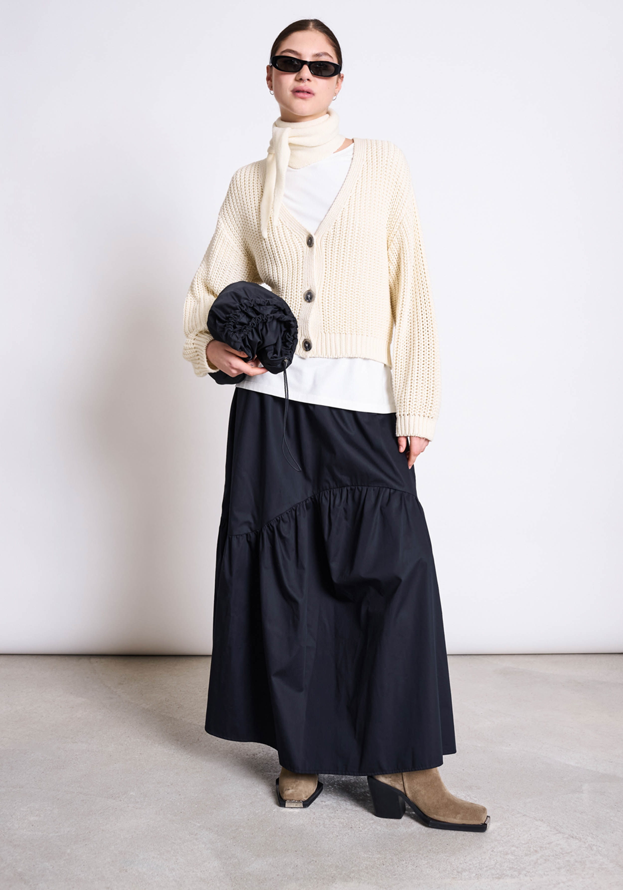 Jan 'n June Cardigan Wooly Lena Offwhite