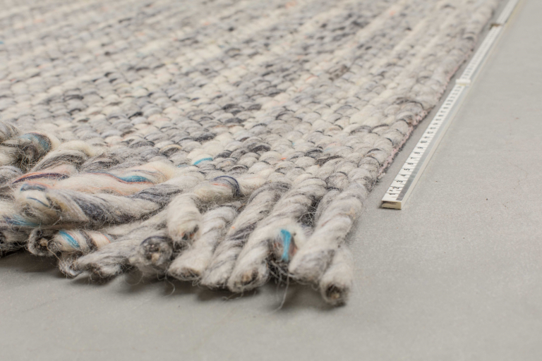 Zuiver Frills vloerkleed beige geel