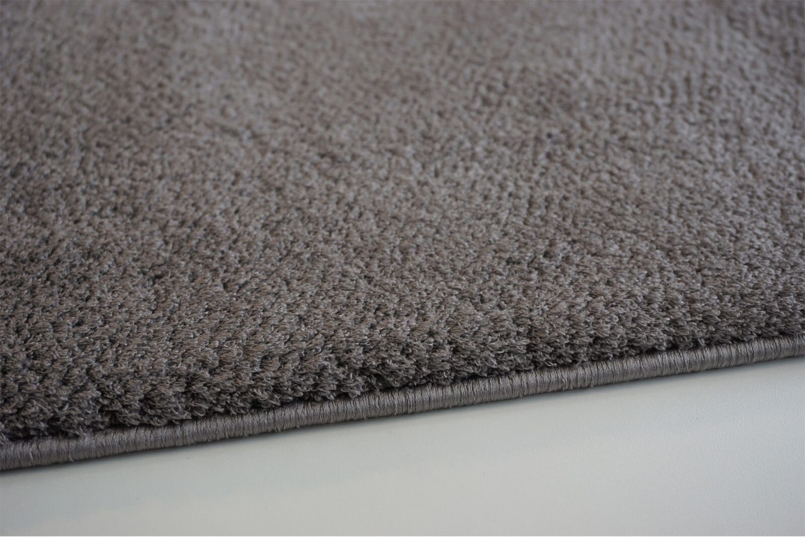 Hochflorteppich SALERNO 67 x 130 cm grau