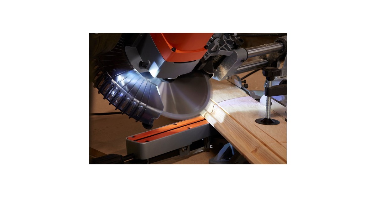 BLACK+DECKER1600W 216mm Afkort- en verstekzaag BES700-QS