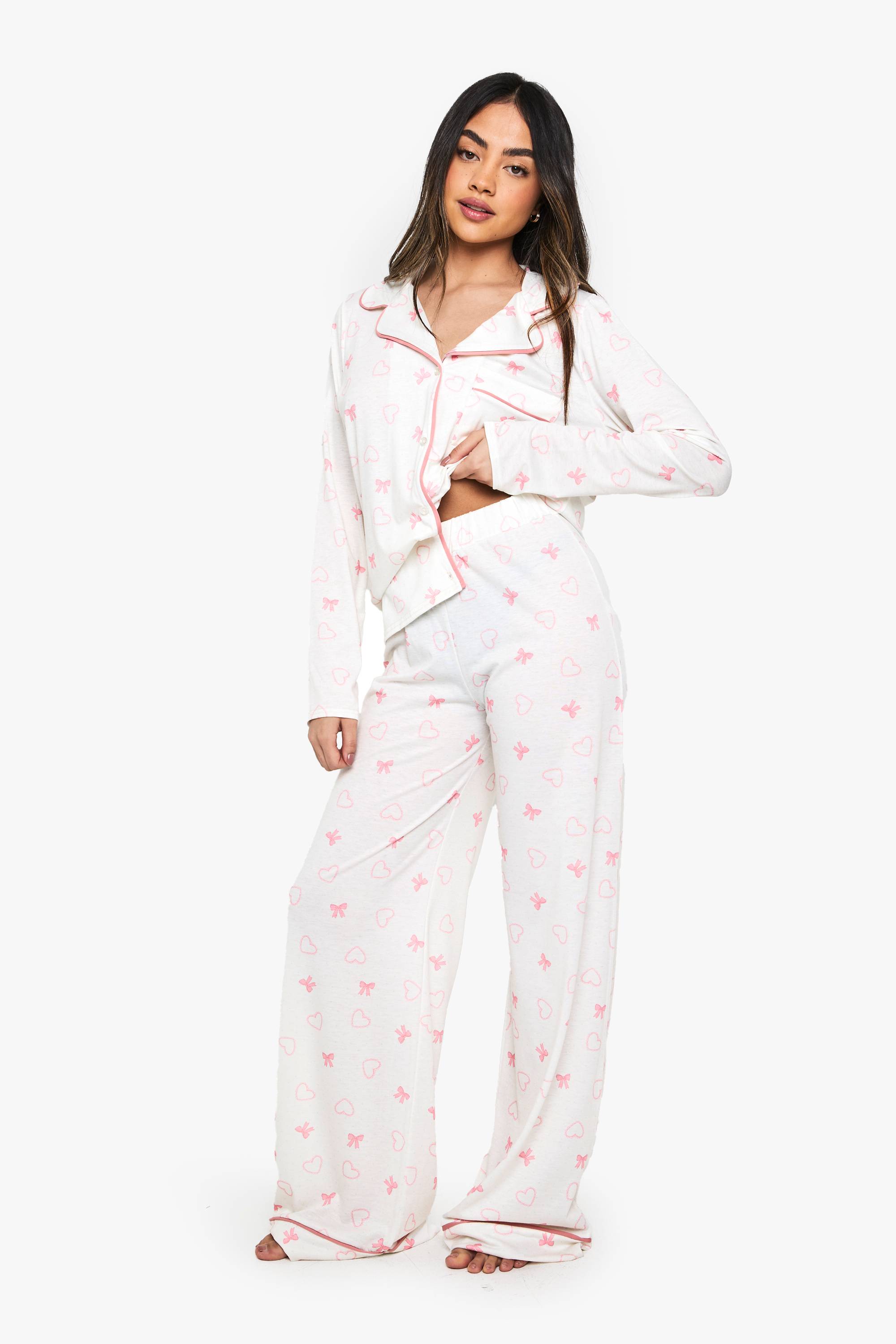 boohoo Ensemble Pyjama Chemise À Manches Longues Et Pantalon Avec Imprimé Nœuds Et Détails Passepoilés