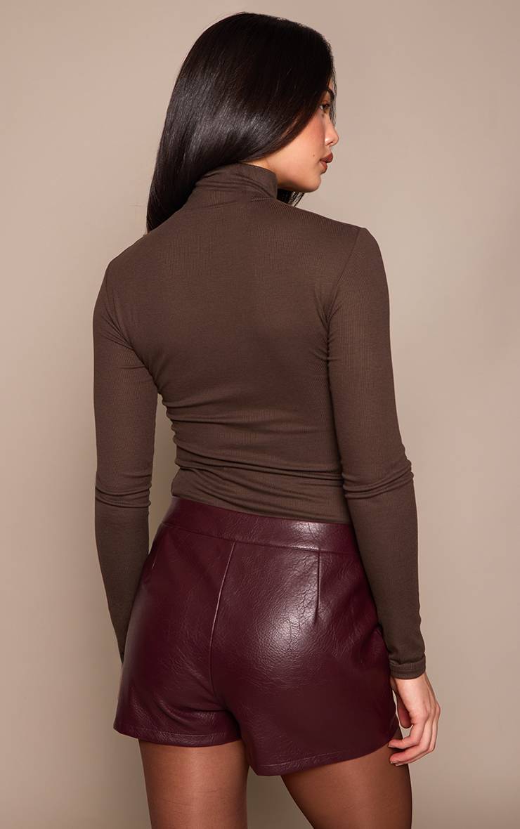 Rouge Vin Short Taille Haute Texturé En Synthétiquecuir