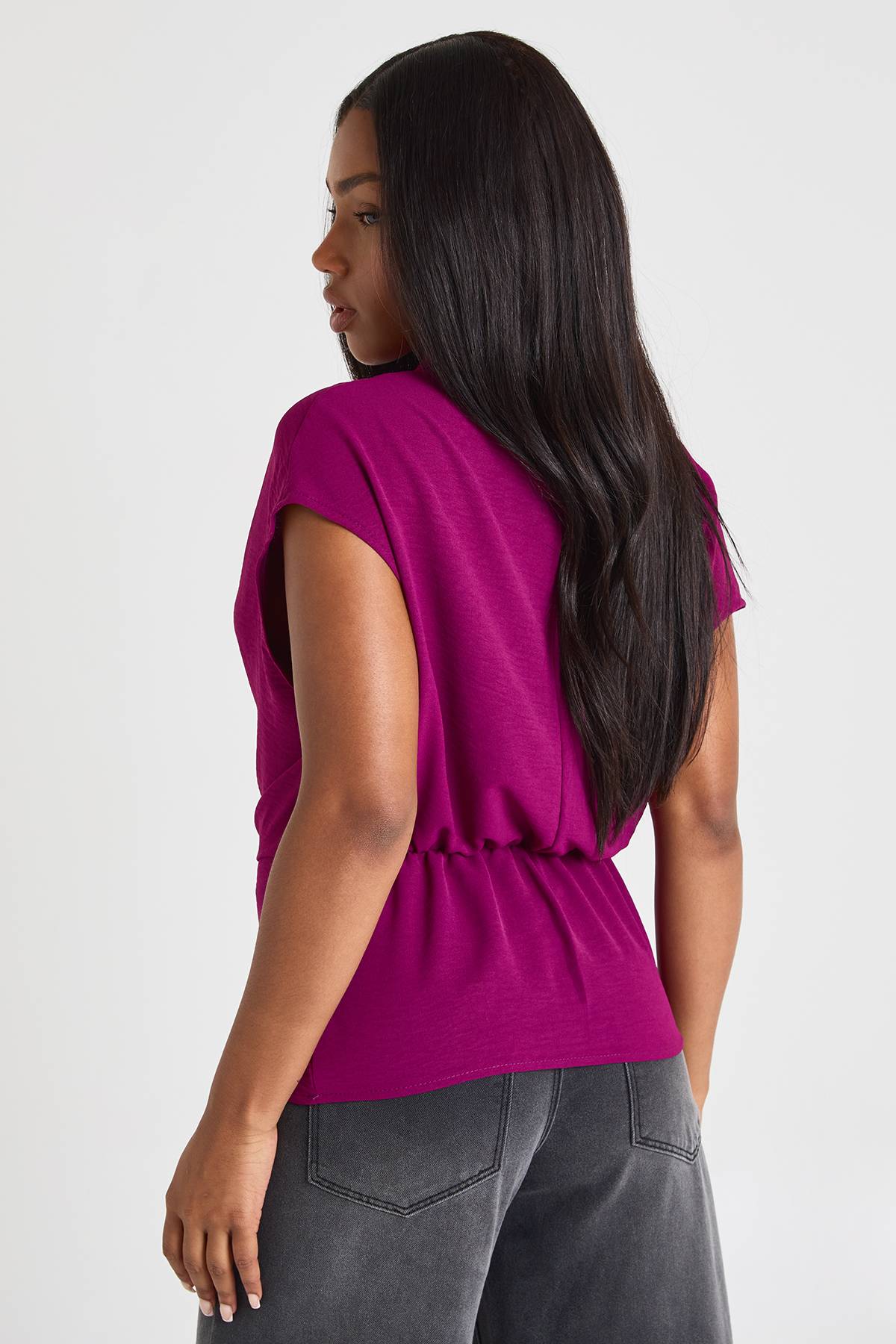 boohoo Blouse à nœud martelé à l'avant et col cache-cœur