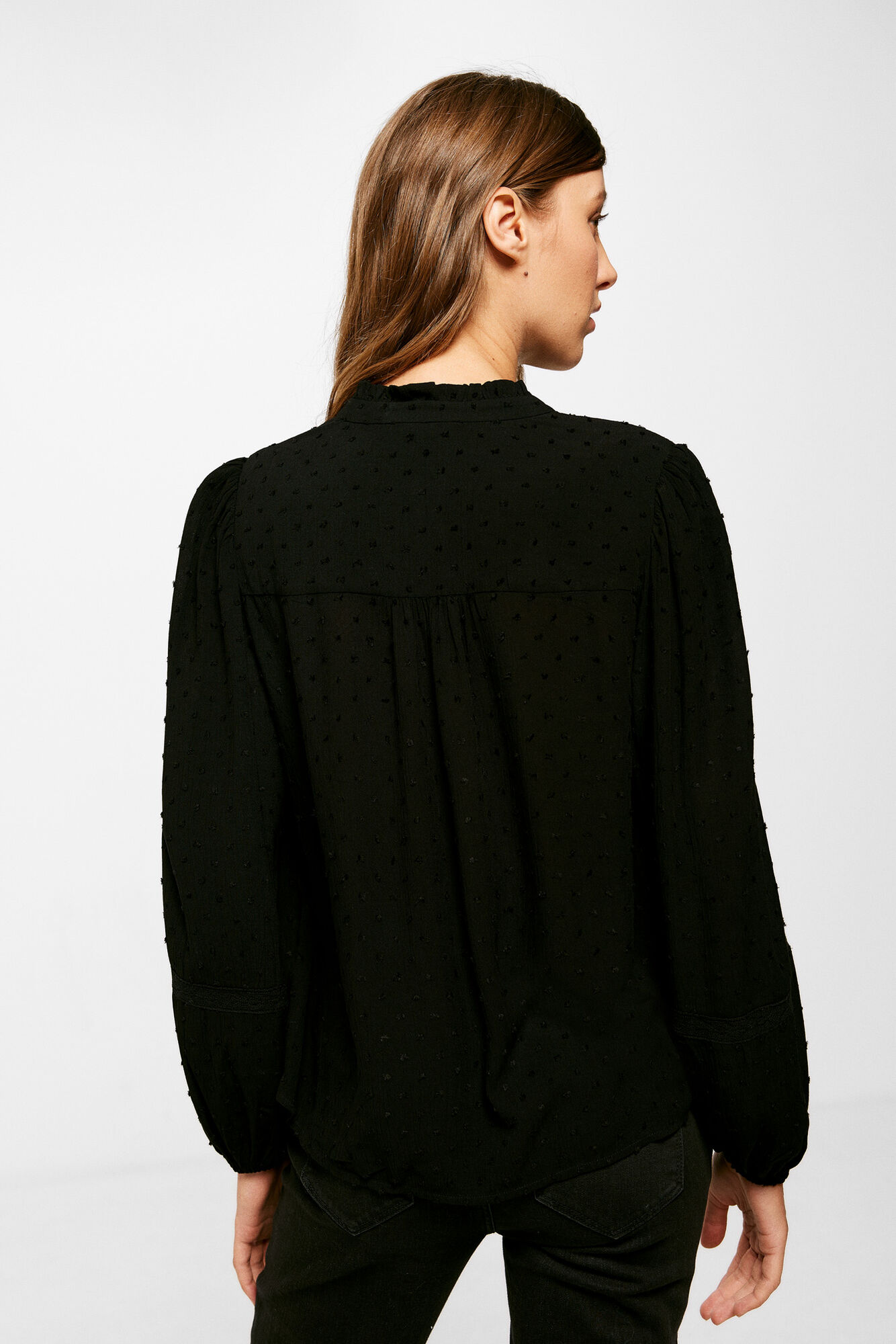 Blusa de renda preta