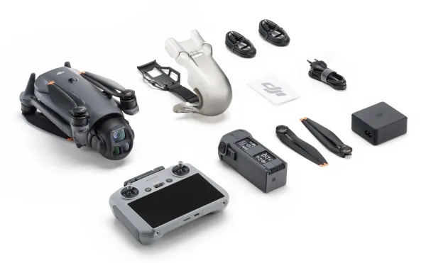 DJI Mavic 4 Pro - Quadcopter Drone - Bluetooth, RF-stiforbindelse