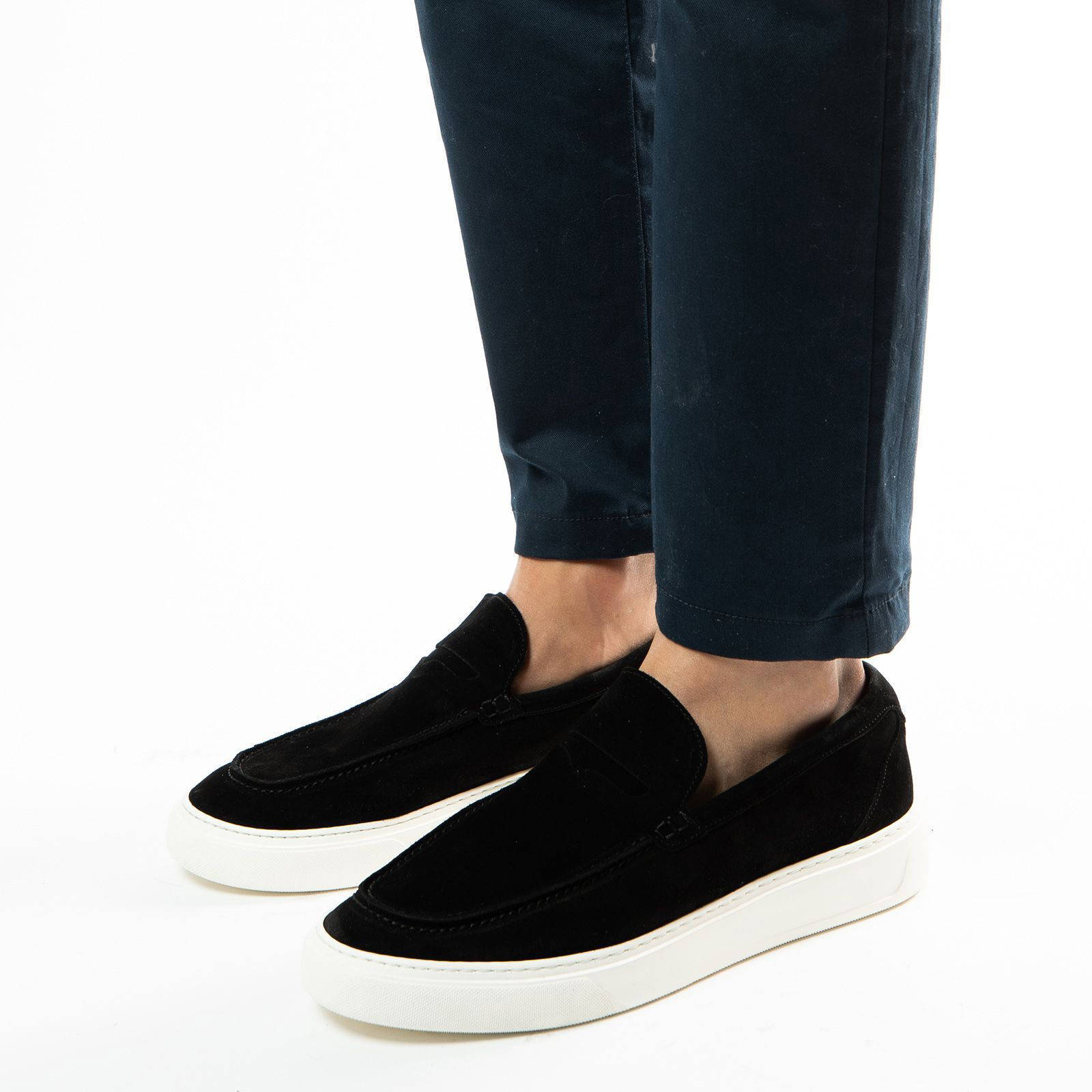 Manfield suède loafers zwart