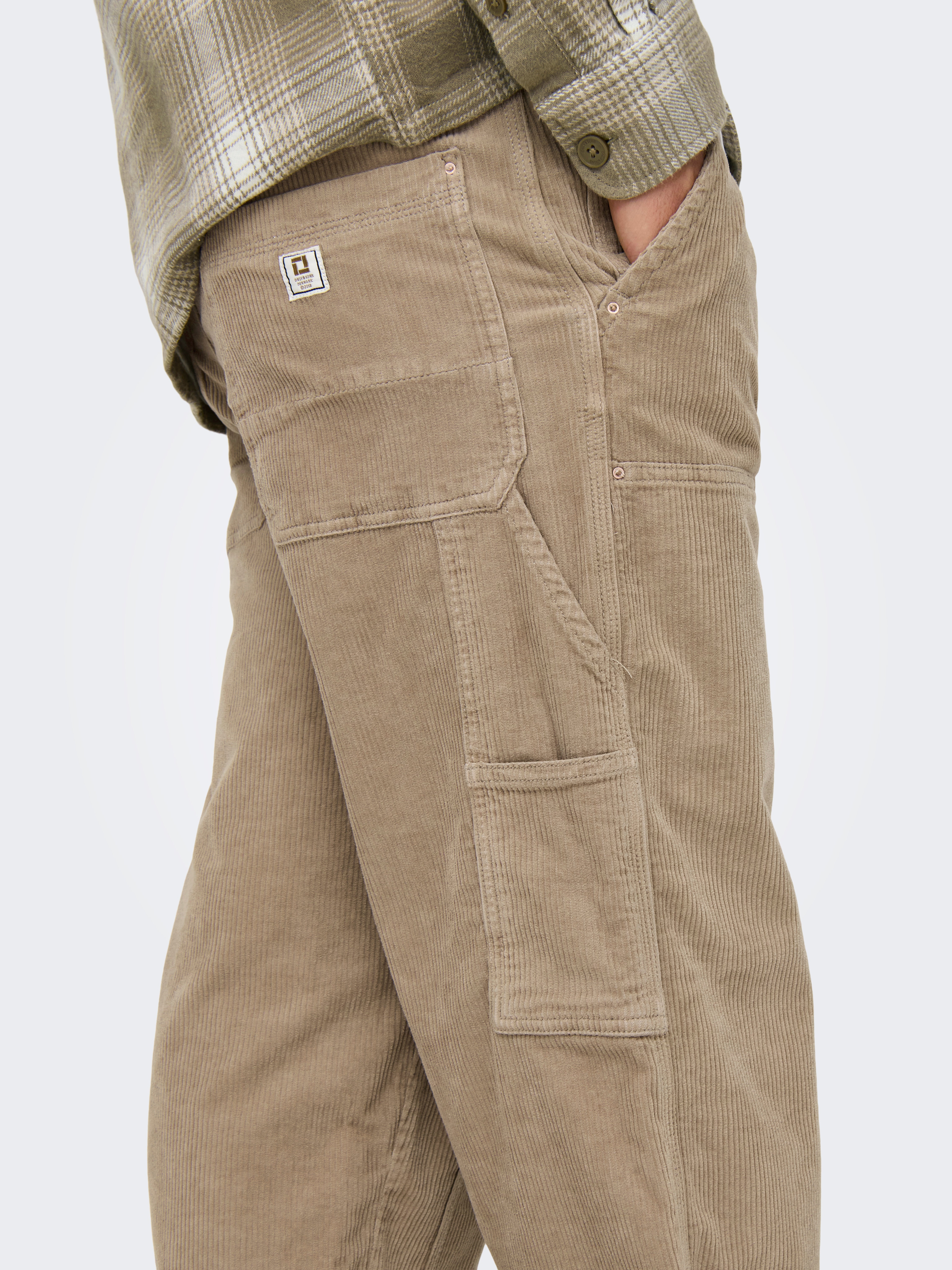 ONSFADE Locker geschnitten Hose mit weitem Beinschnitt Chinchilla