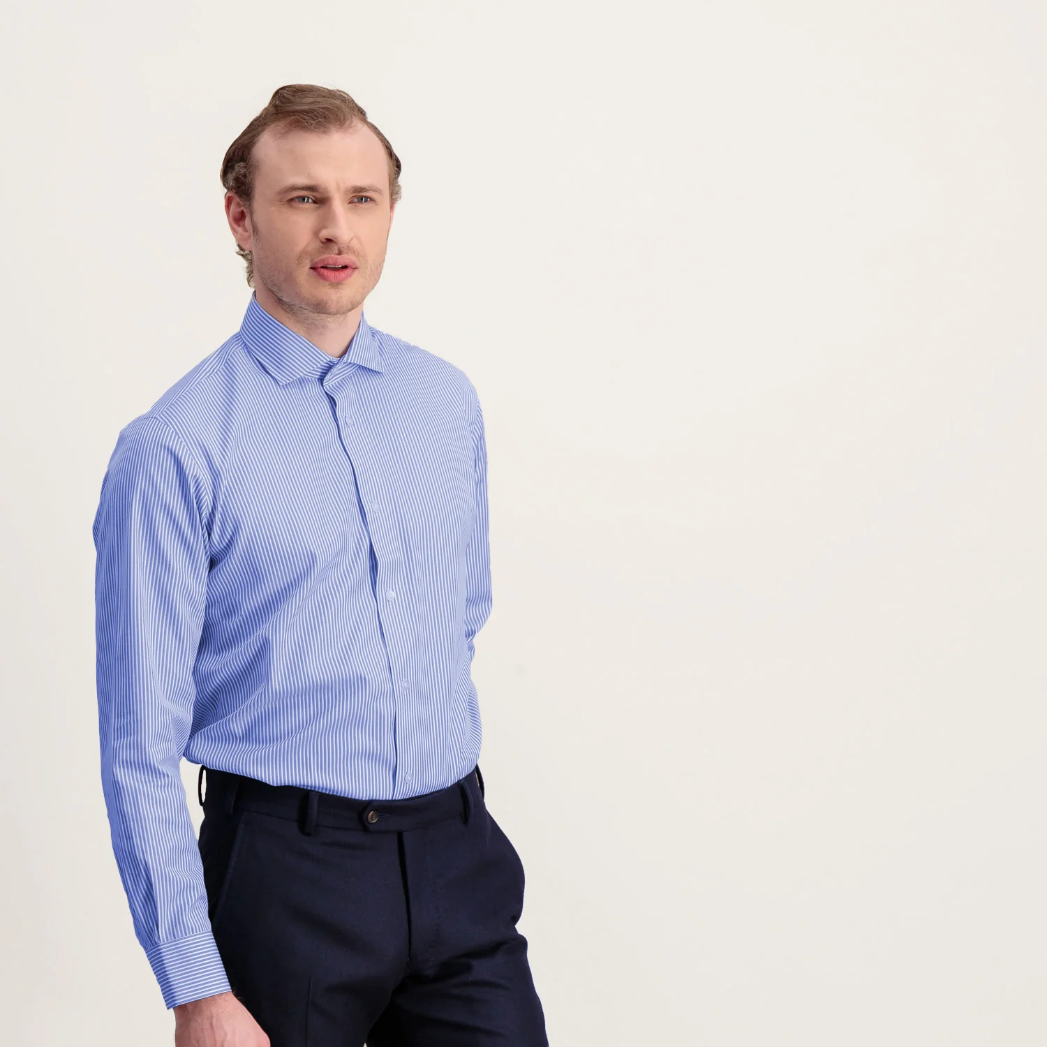 Fitted dobby shirt with blue stripes