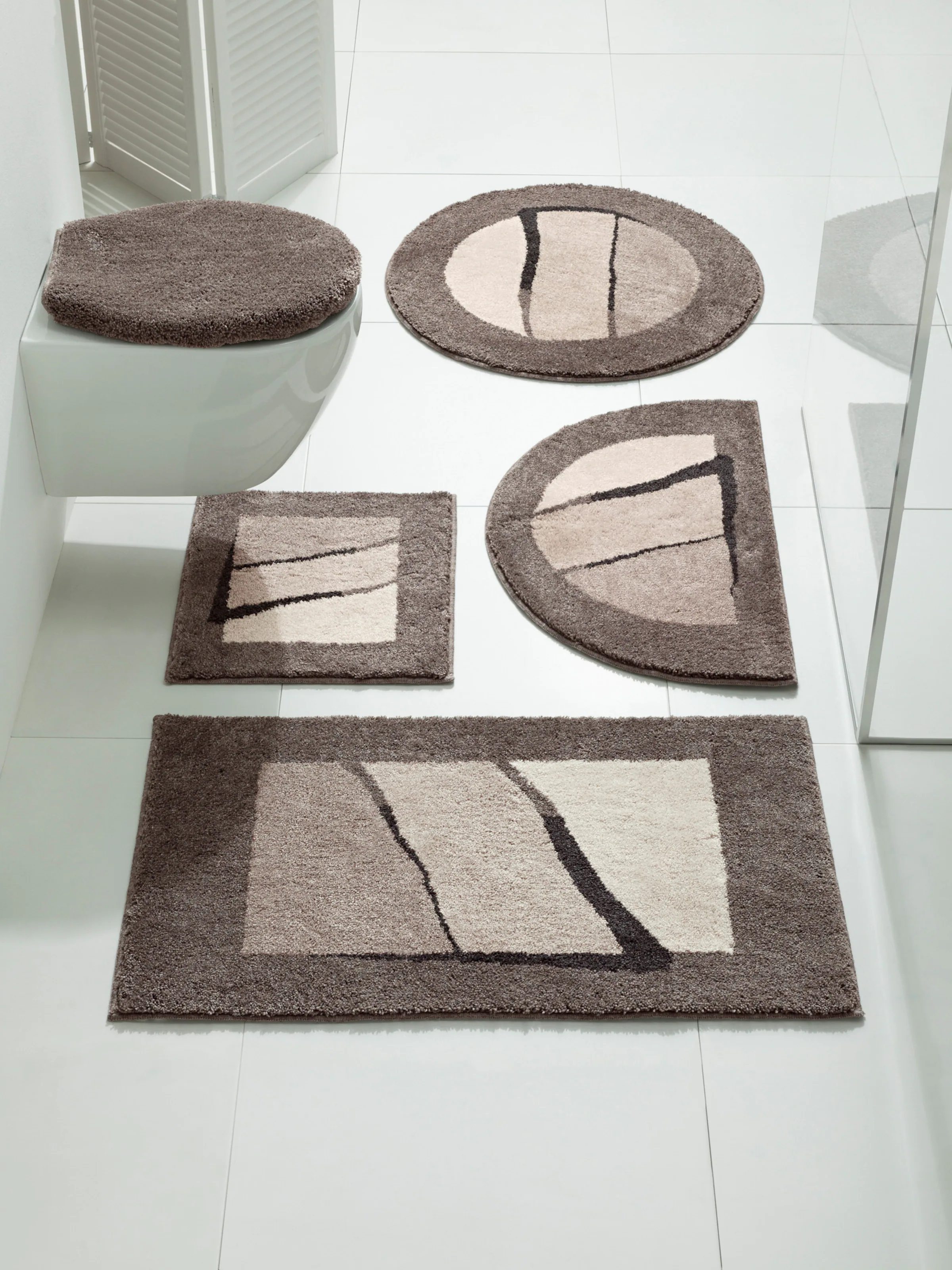 Grund Badgarnitur in taupe
