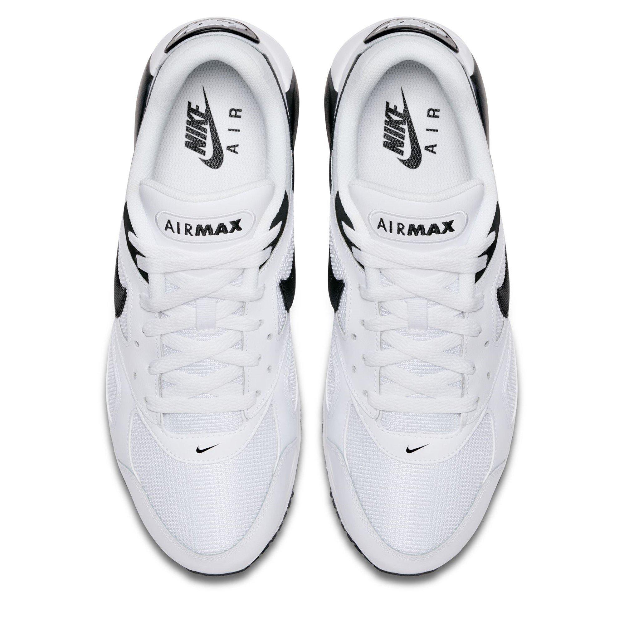 Nike Air Max IVO Trainers
