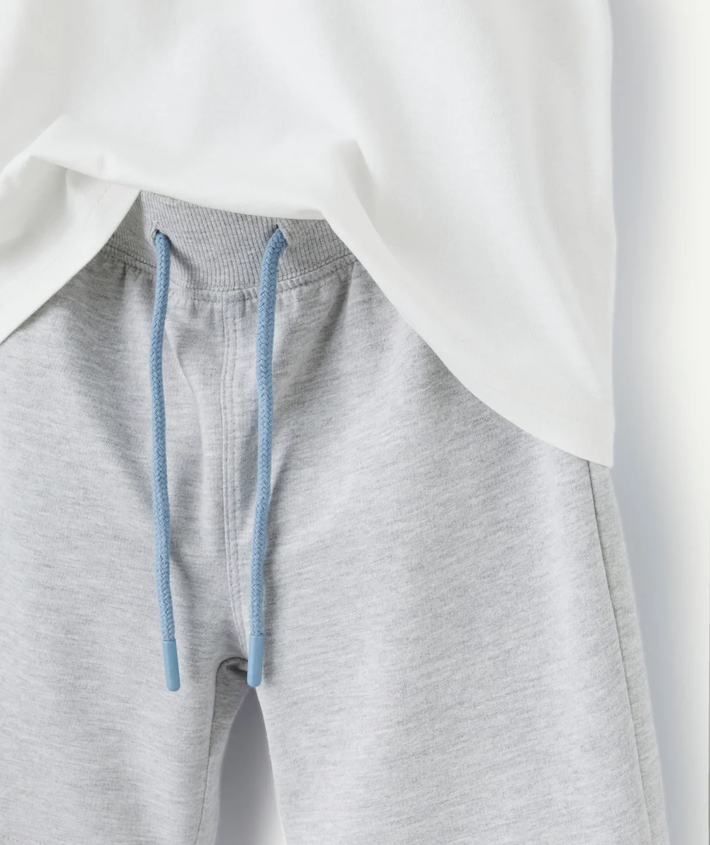 pyjama manches courtes garçon en coton bio blanc et gris avec messages