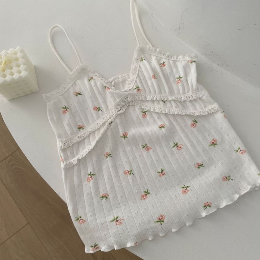 Rosehedge - V-hals camisole top met bloemenruffle-afwerking