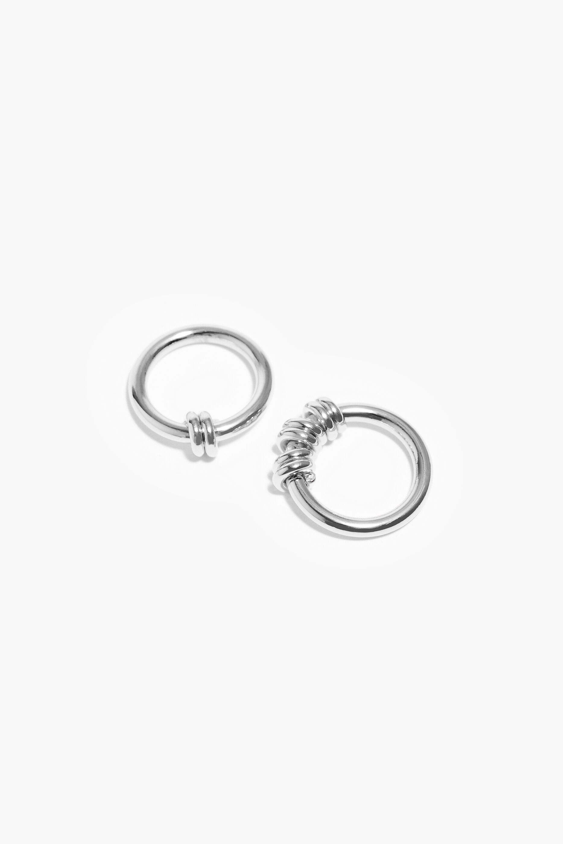 Conjunto de anéis espirais de prata