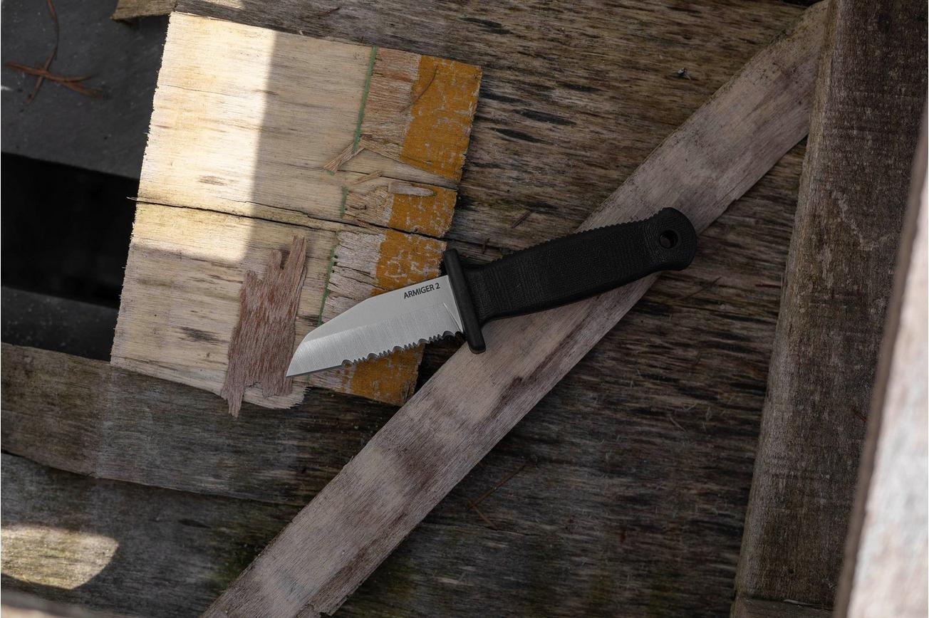 Demko Knives Armiger 2 Serrated Shark Foot ARM2-4034SS-SF-SERR Black TPR, nekmes