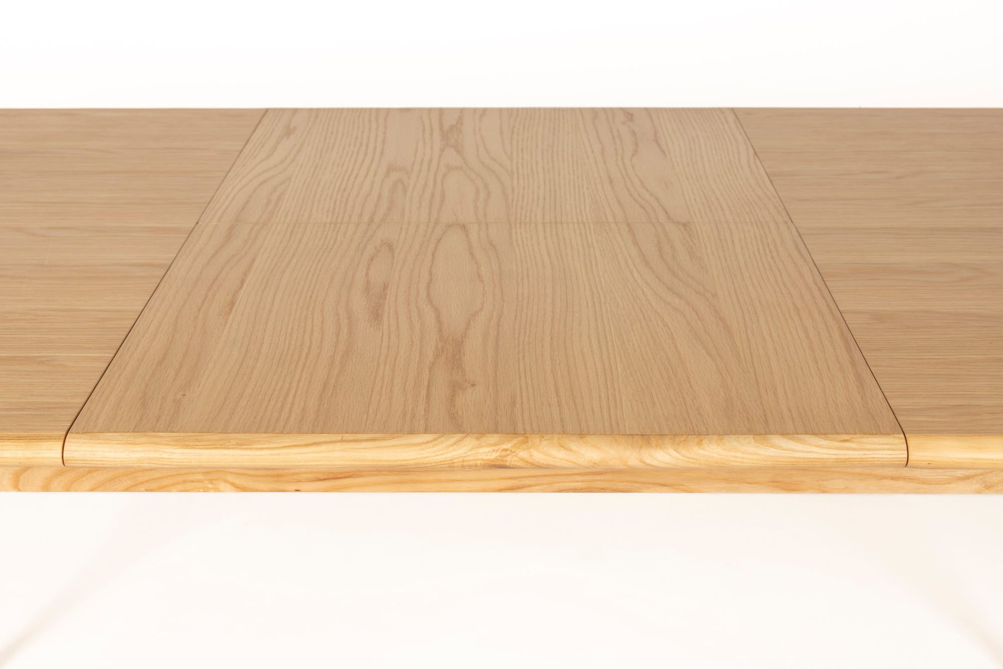 Eettafel Twist ovaal uitschuifbaar eiken 180-240 x 90 cm