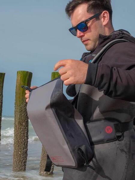 Sac banane étanche carnassier Fox Rage Pro Series