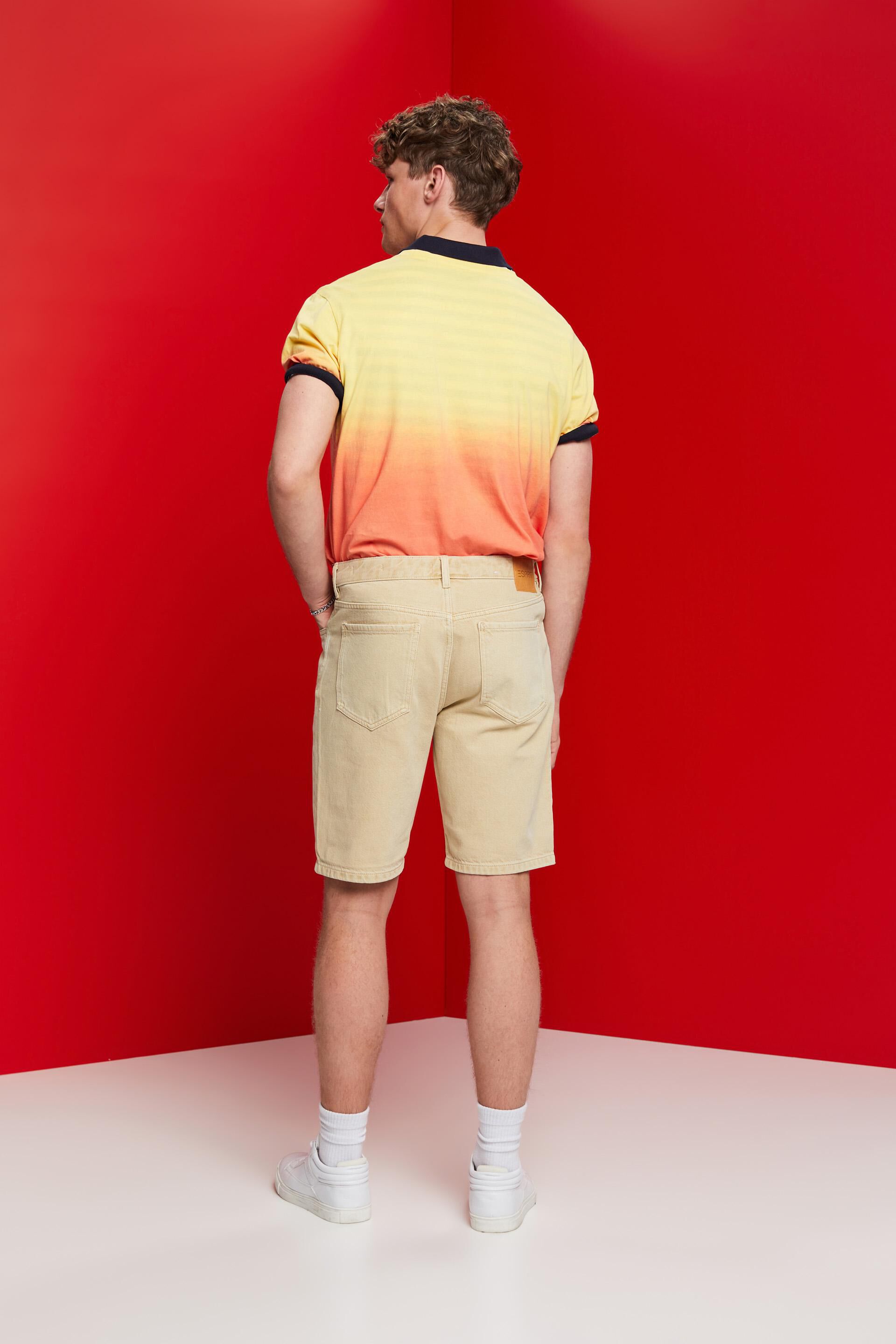 Short en denim coloré