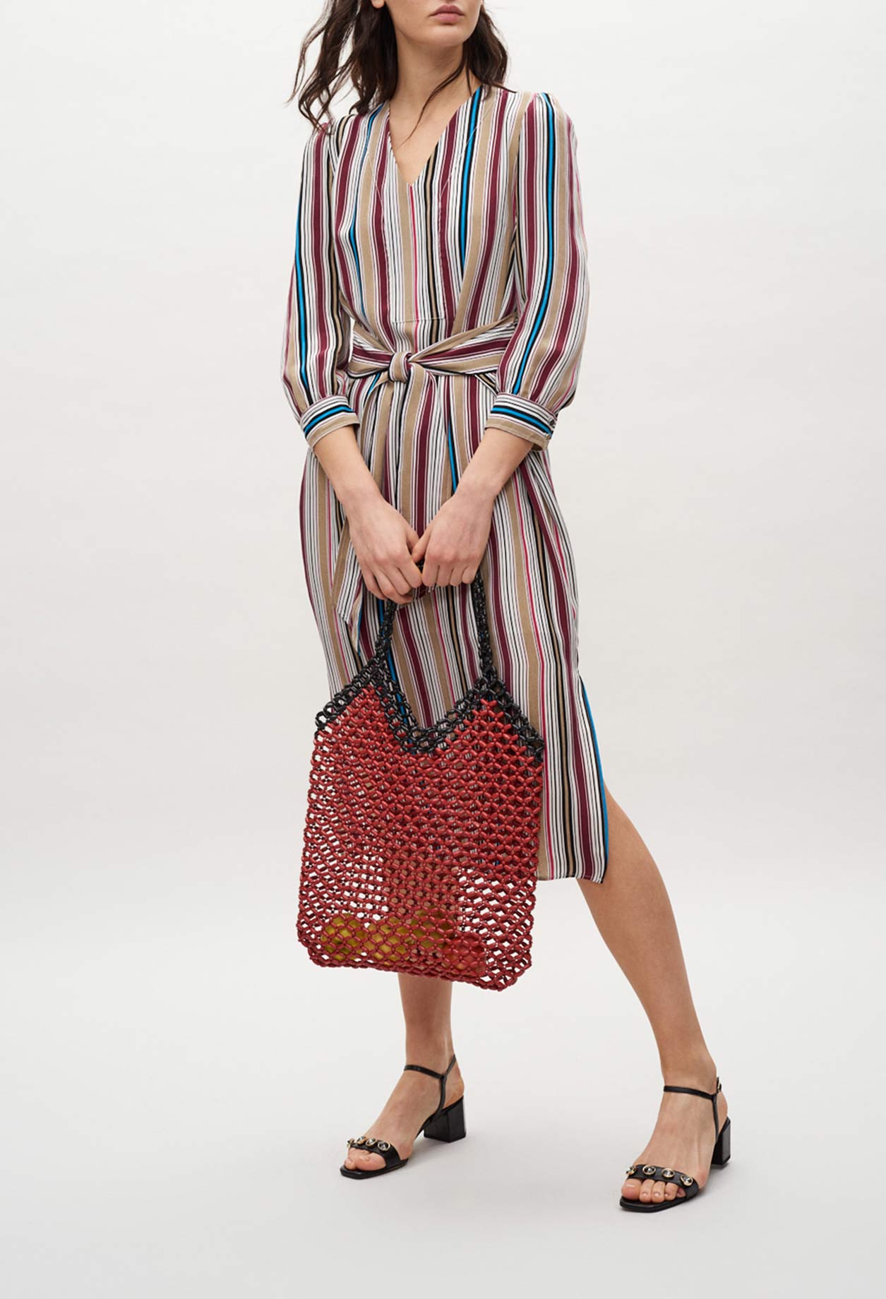 Robe mi-longue ceinturee