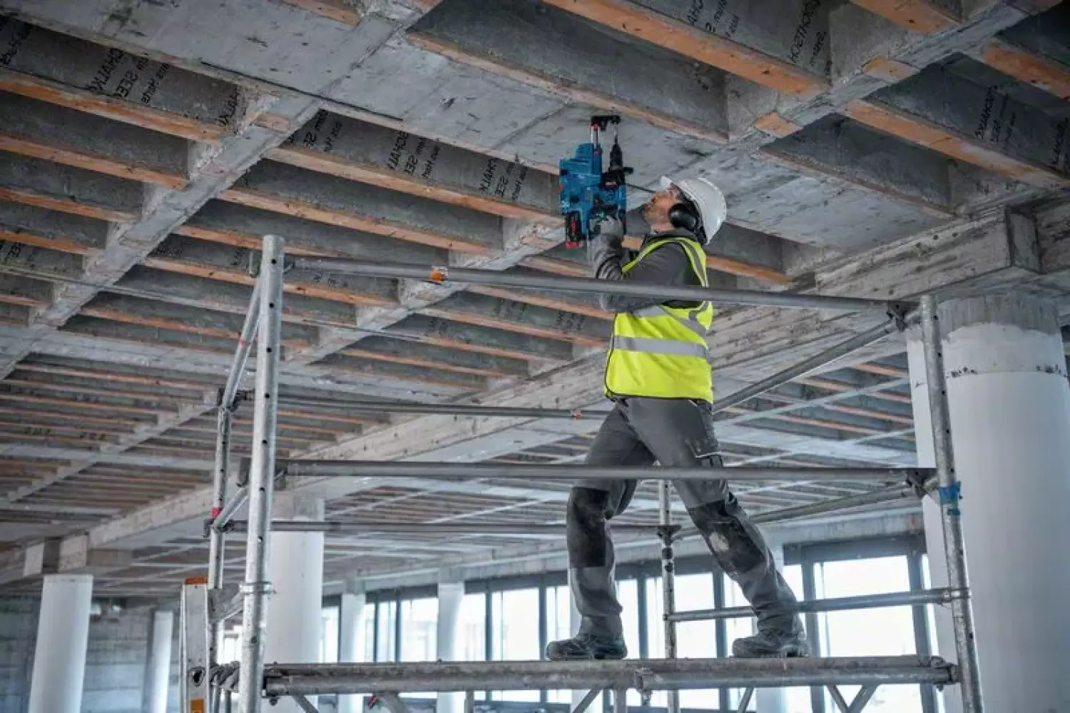 Bosch GBH 18V-28 CF Accu Boorhamer met Stofafzuiging 2x PC 8,0 GDE in L-Boxx