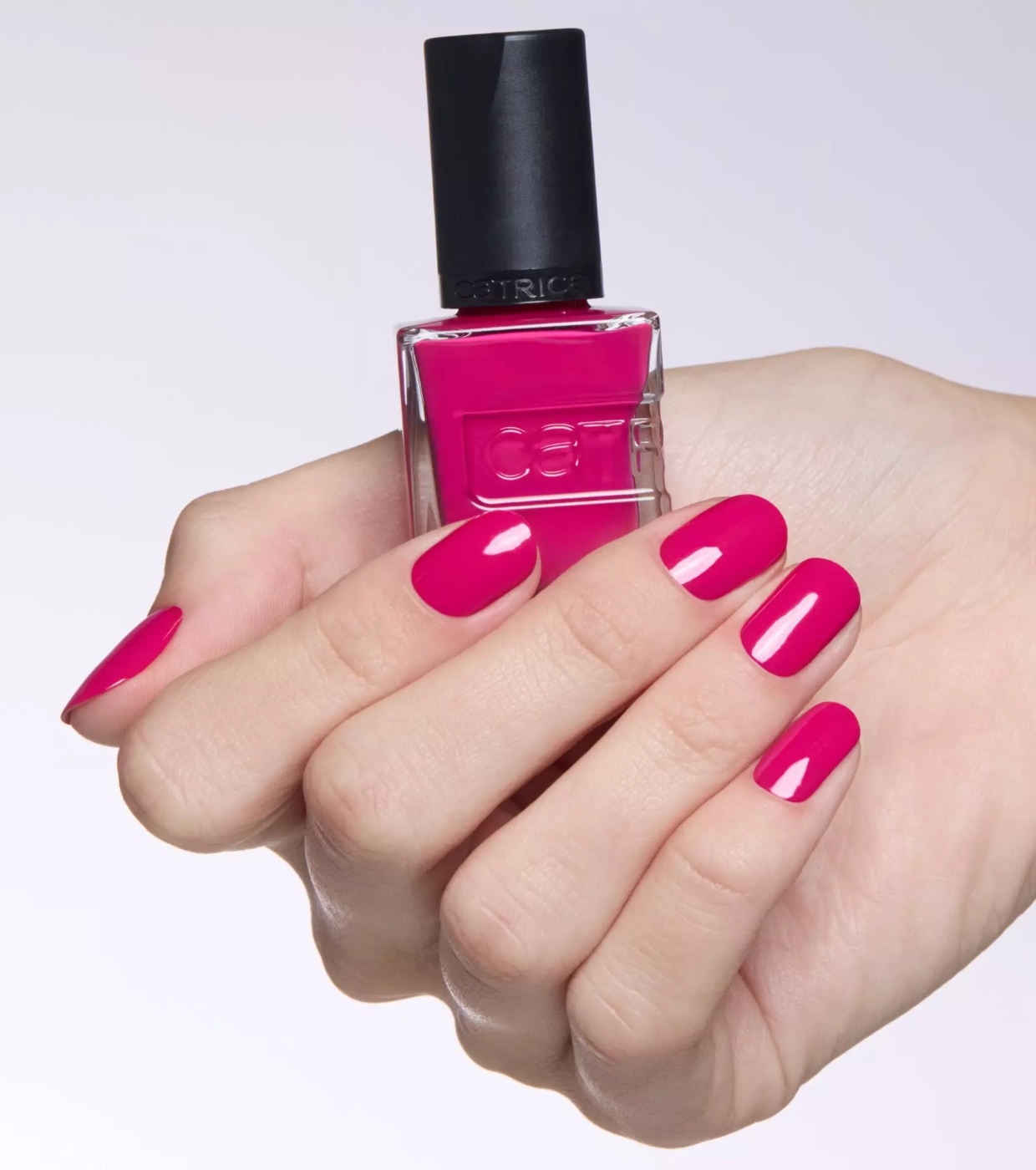 Catrice - Esmalte Gel Affair - 018: Berry Styles