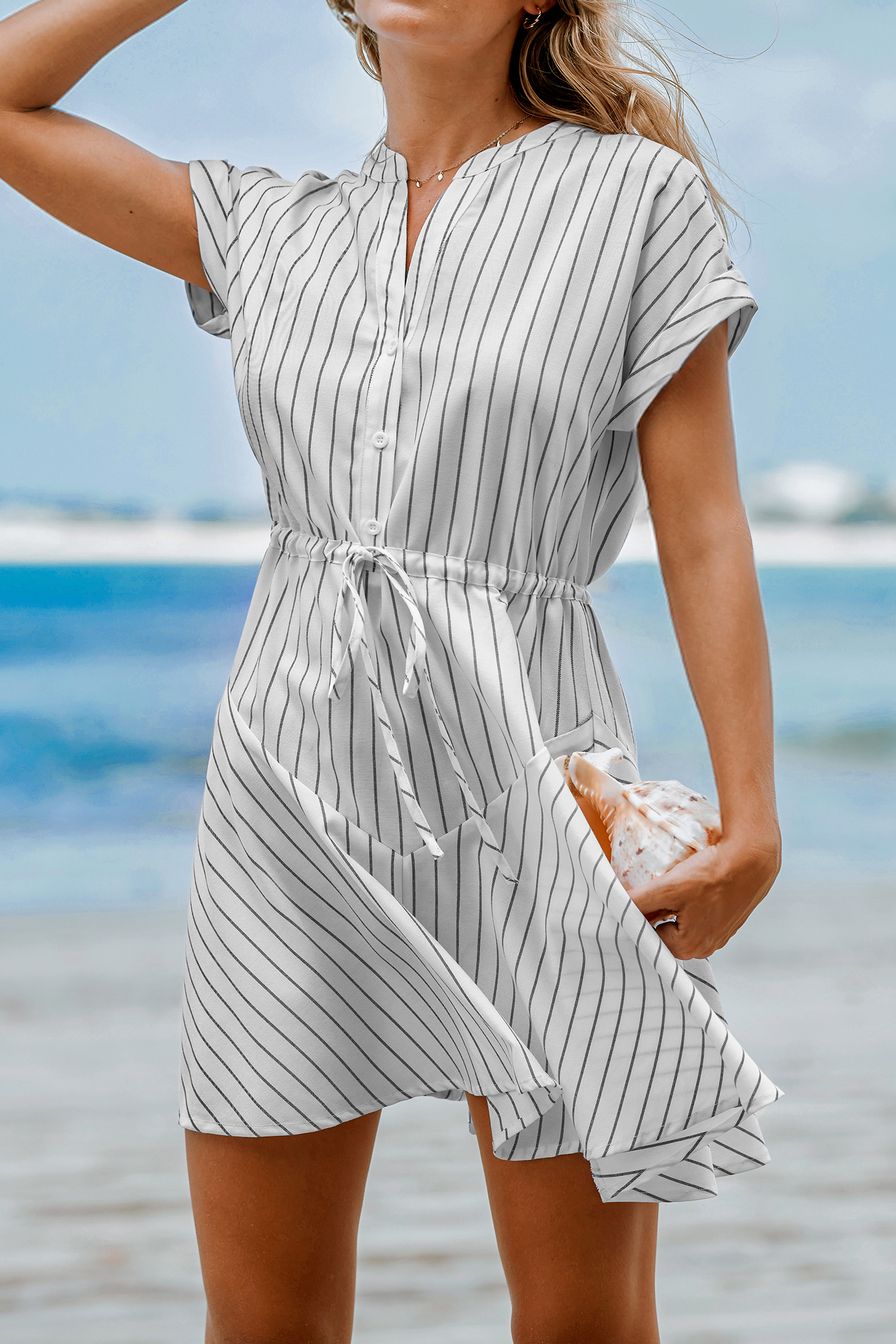 Robe avec taille à cordon à rayures