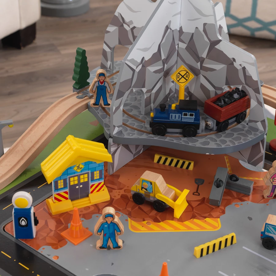 Kidkraft® Eisenbahnset und Spieltisch Felsiger Berg