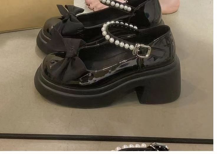 Terute - Mary Jane-schoenen met plateauhak en strik