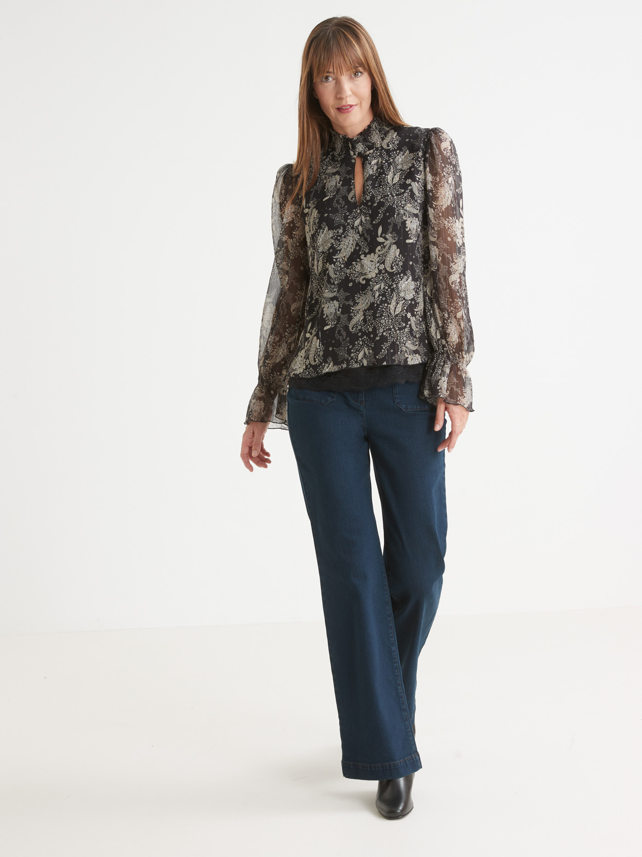 Blouse col montant smocké