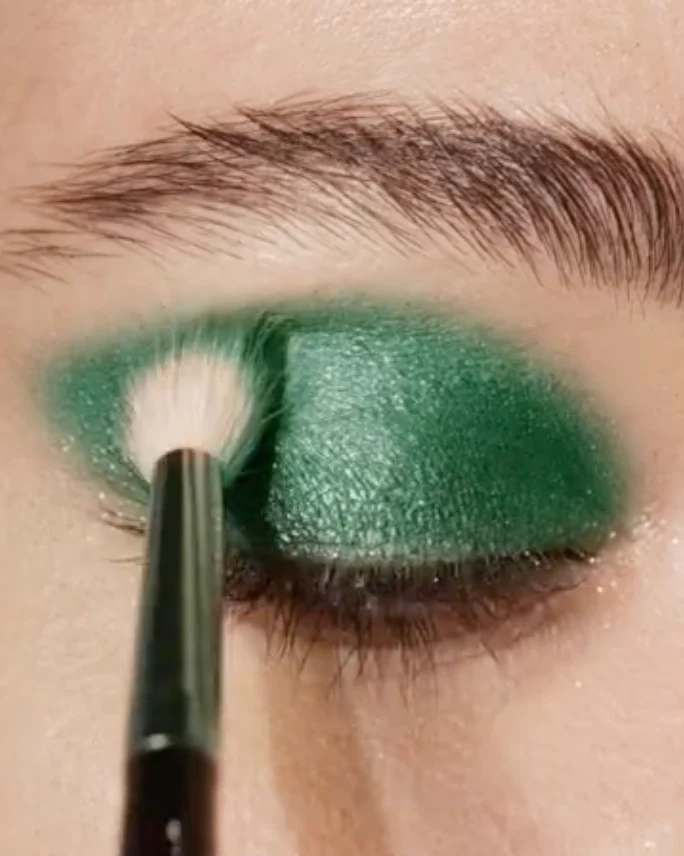 Victoria Beckham Beauty Lid Lustre Ombre à Paupières en Crème