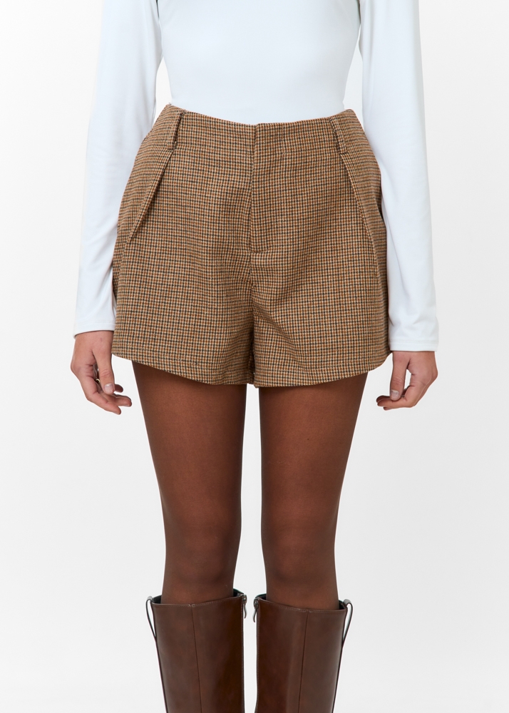 Kylie short bruin