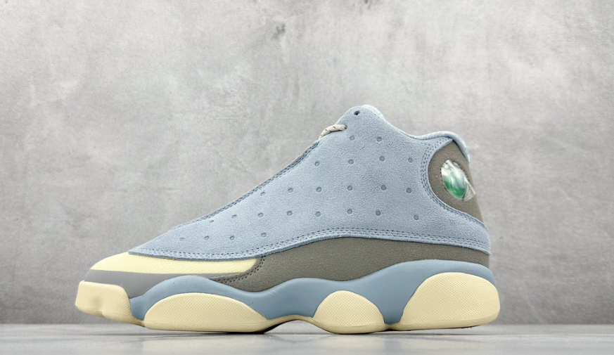 SoleFly xJordan Air Jordan 13