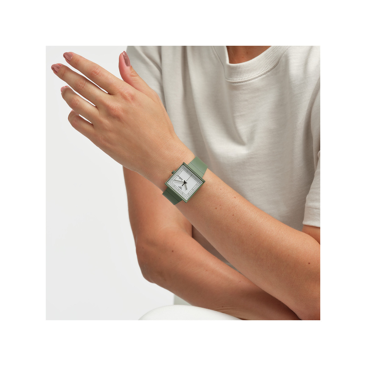 Montre SWATCH Square bioceramic What if green? homme bracelet matériau biosourcé vert