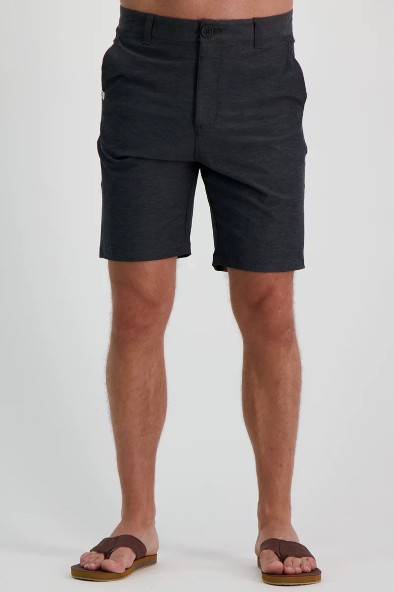 BEACH MOUNTAIN Herren Short