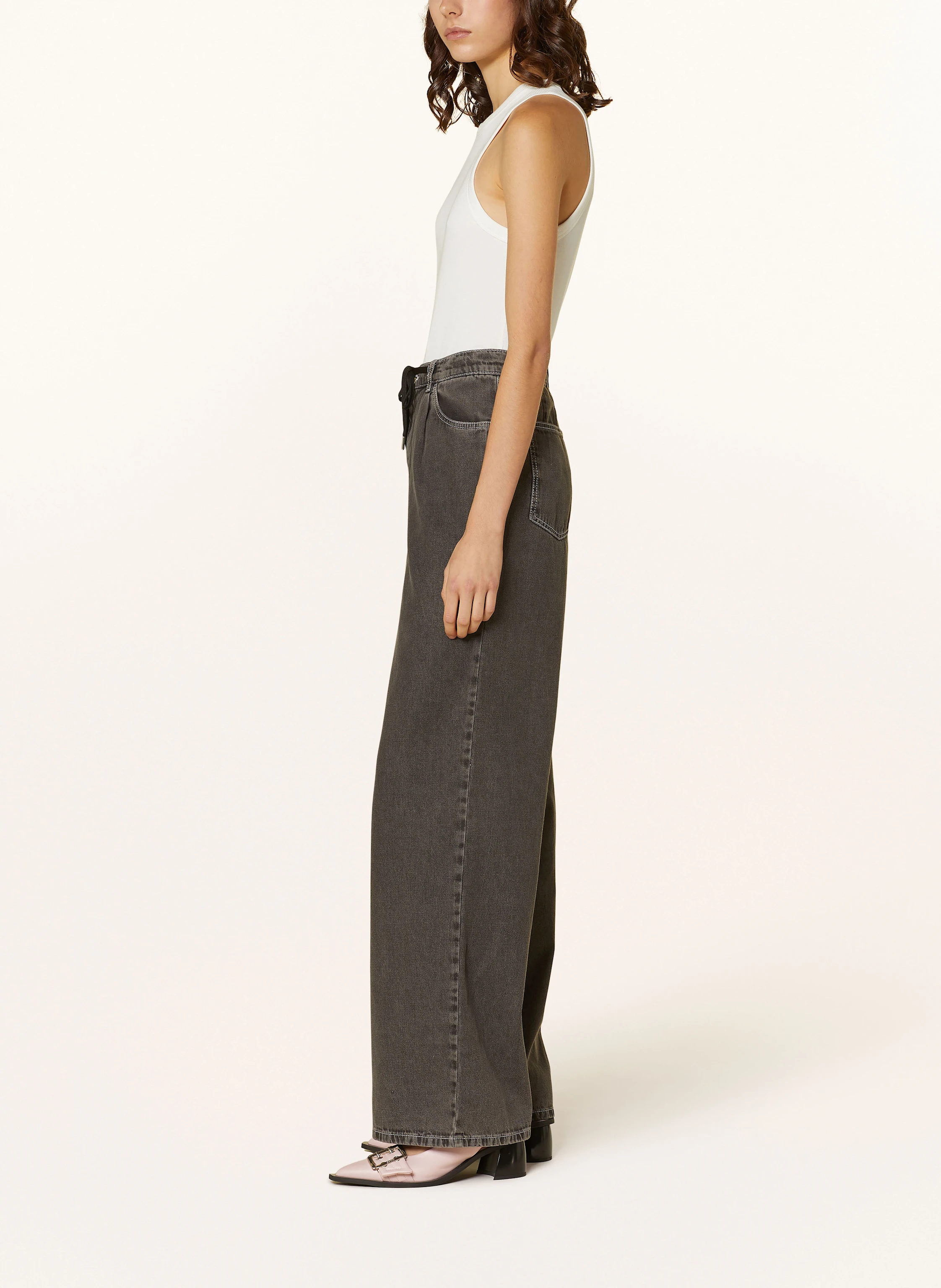 BAUM UND PFERDGARTEN Straight Jeans NANNY
