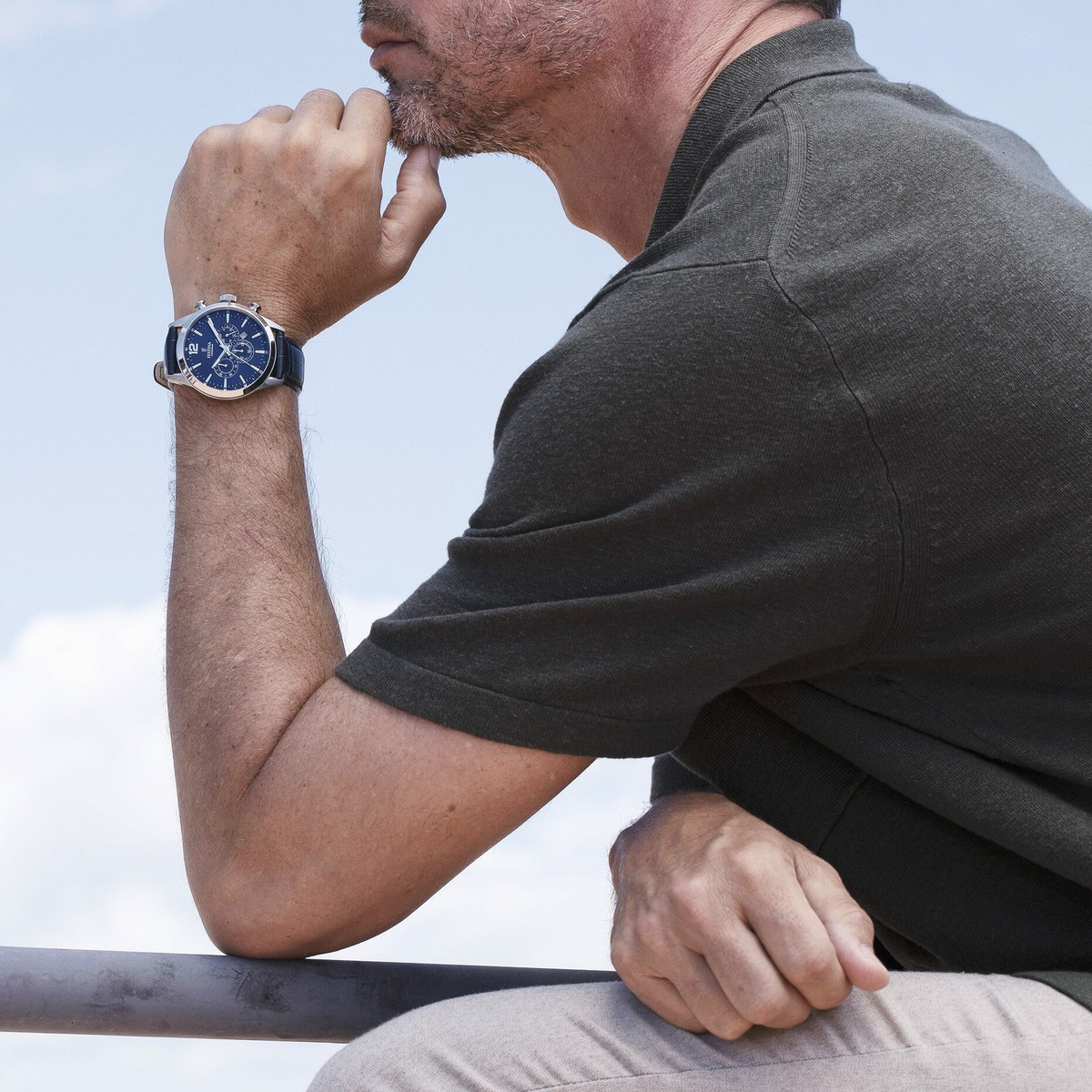 Montre Festina homme chronographe acier bracelet acier bleu